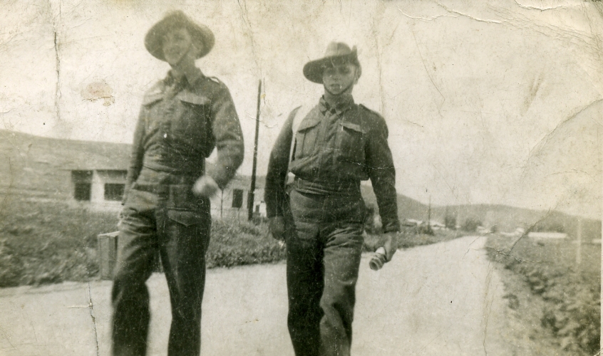 Images/thomas right1.jpg